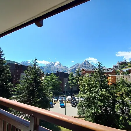 Le Tyrol Apartment